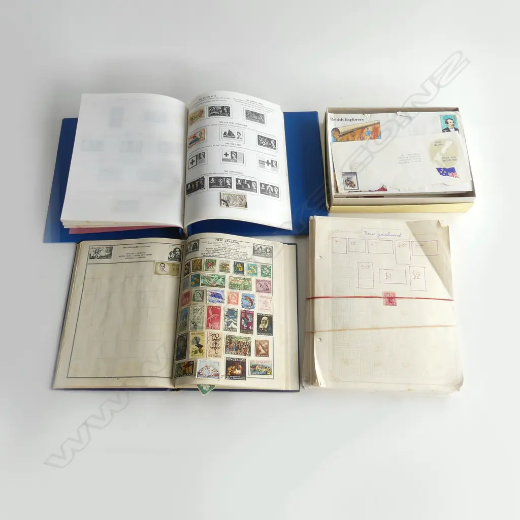 2 STAMP ALBUMS FIRST DAY COVERS Image 1++