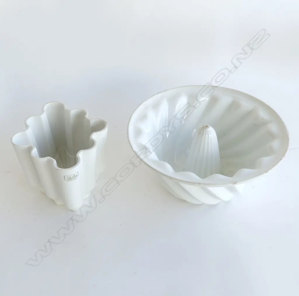SHELLEY CHINA JELLY MOULD L120MM & FRENCH CHINA JELLY  MOULD DIA180MM Image 1++