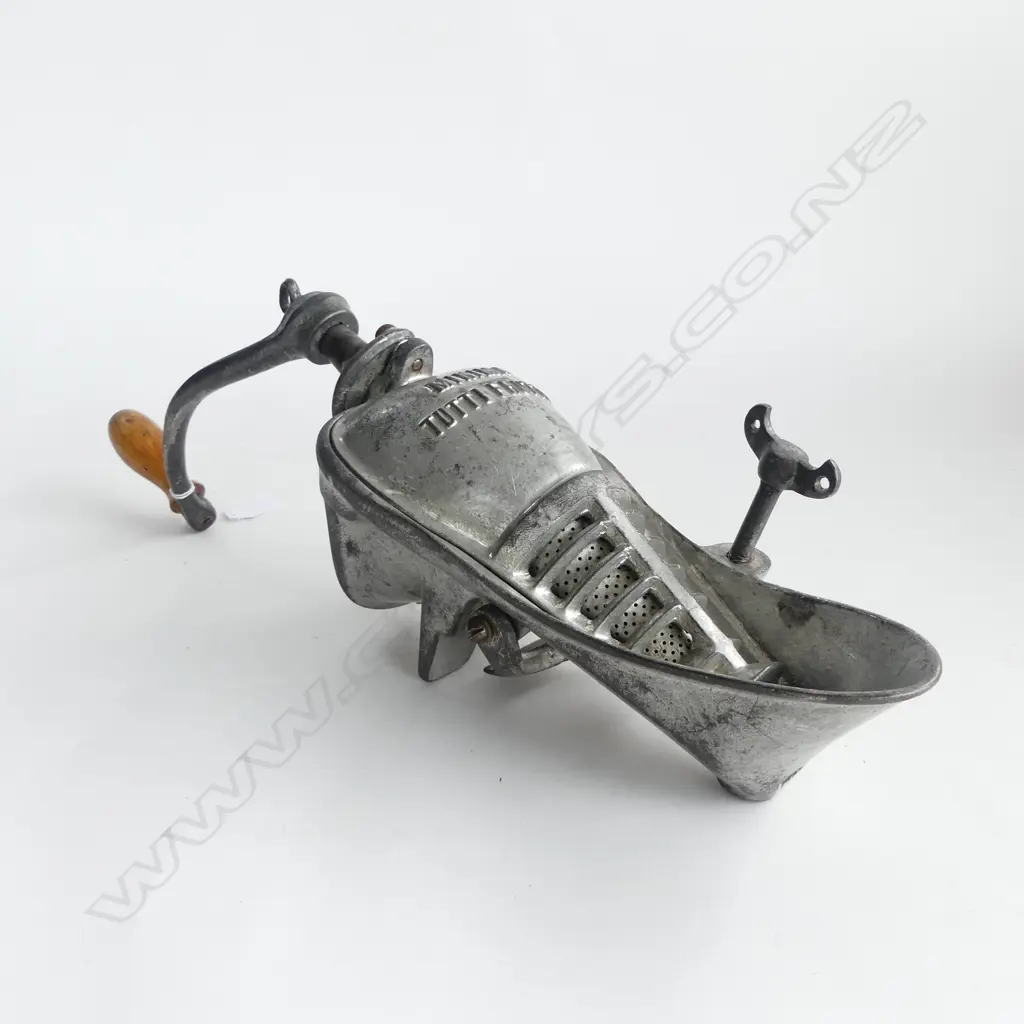 VINTAGE MINIMA TUTTI FRUTTI  CAST IRON JUICER L520MM Image 1++