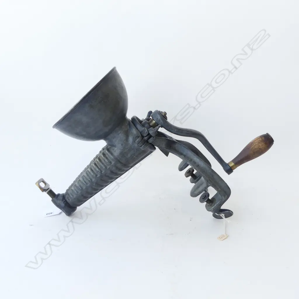 CAST GALVANIZED METAL BRASS & WOOD HANDLED  US MADE THE ENTERPRIZE  BENCH MINCER  L430MM Image 1++