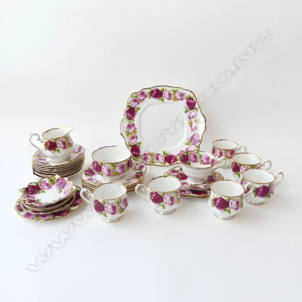 ROYAL ALBERT COUNTRY ROSES TEA SET, ETC Image 1++
