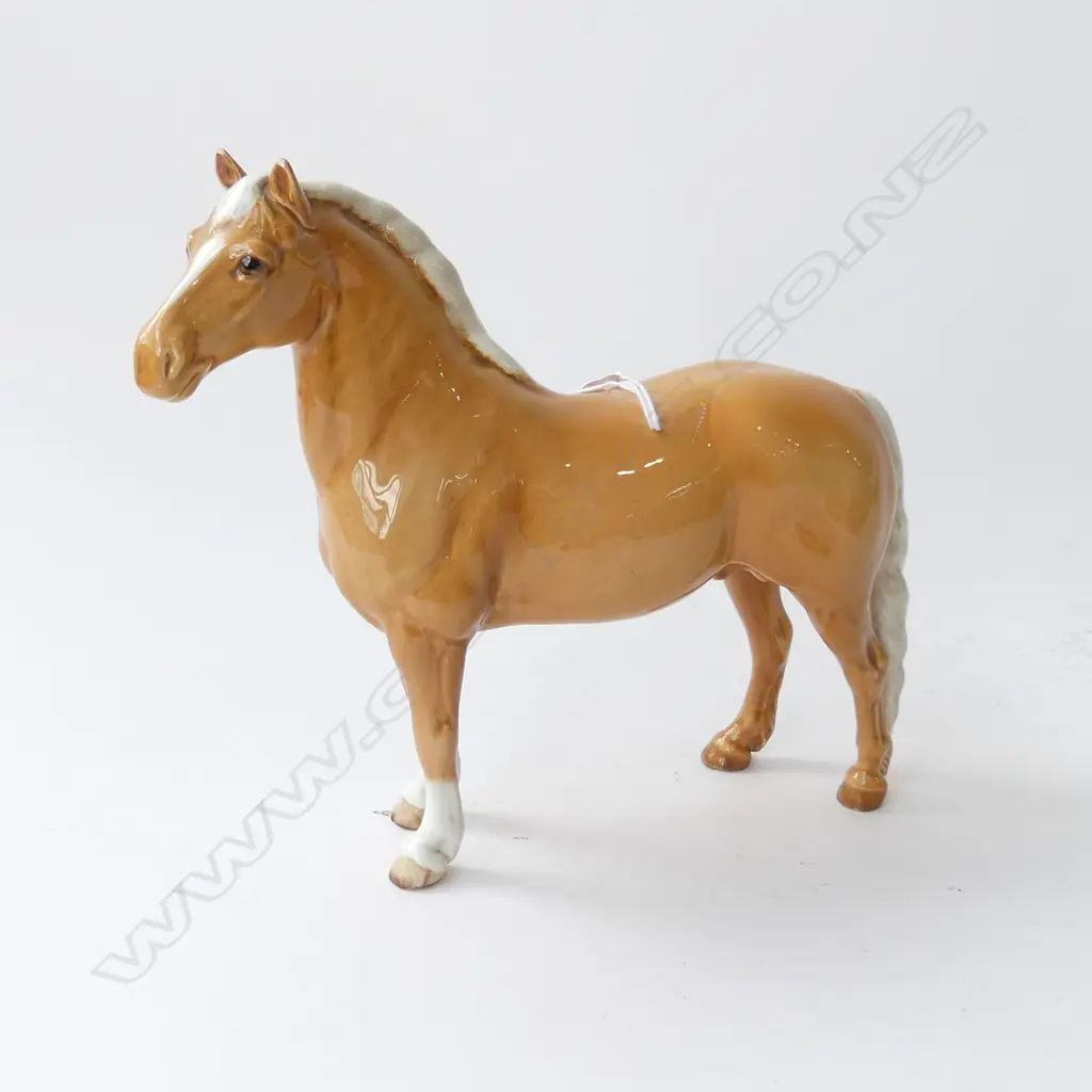 BESWICK HORSE ' WELSH COB'  H 185 X  L 205 ears with glazed frits Image 1++