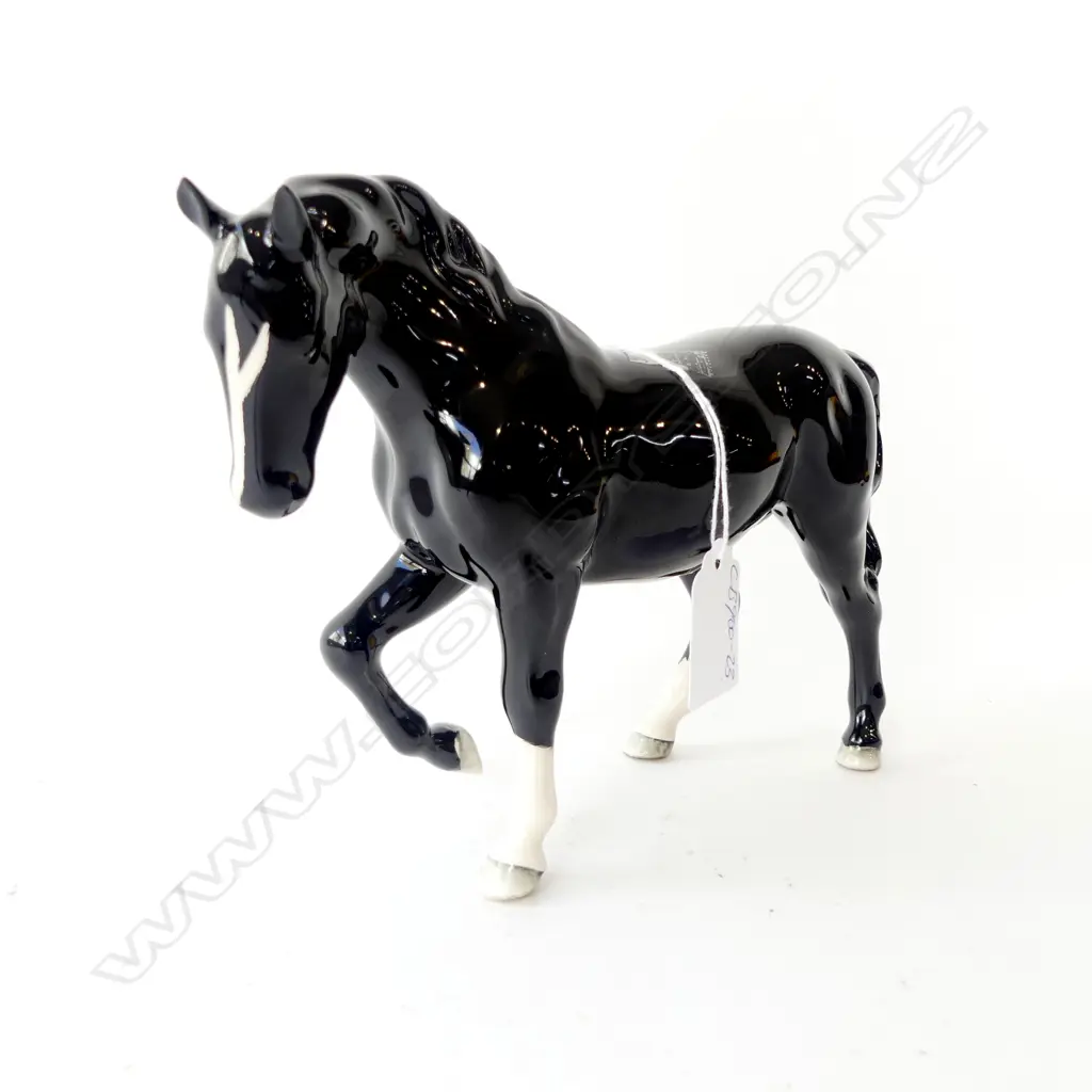BESWICK BLACK STOCKY JOGGING MARE 855 BCC GOLD STAMP H 150 X 210 Image 1++