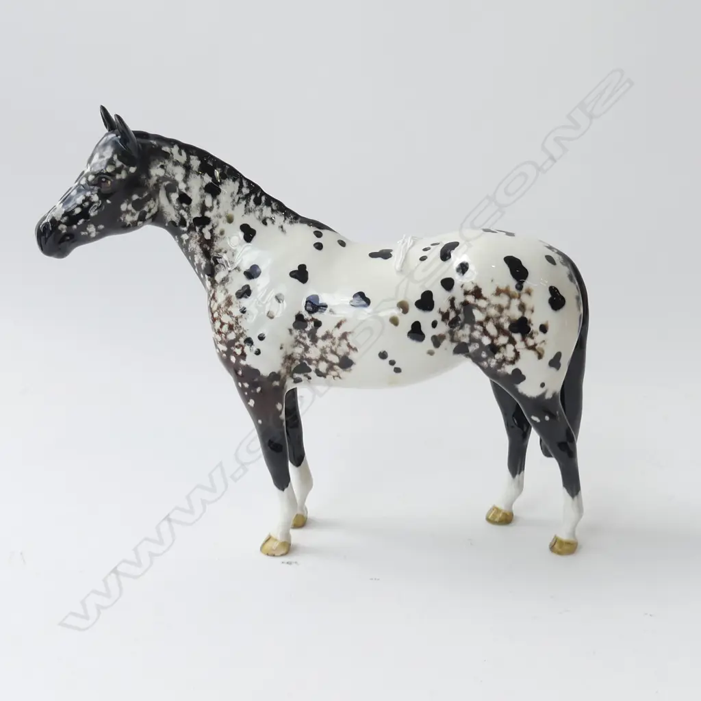 BESWICK HORSE "APPALOOSA" H 200 x L 240  Image 1++