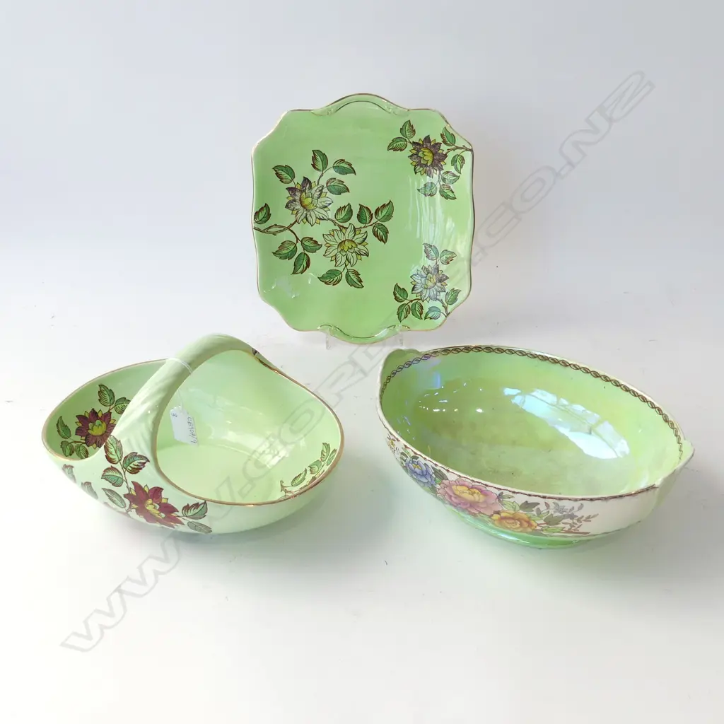 3 PCES GREEN MALING; OVAL BASKET & BOWL W.255mm, SQUARE PLATE Image 1++