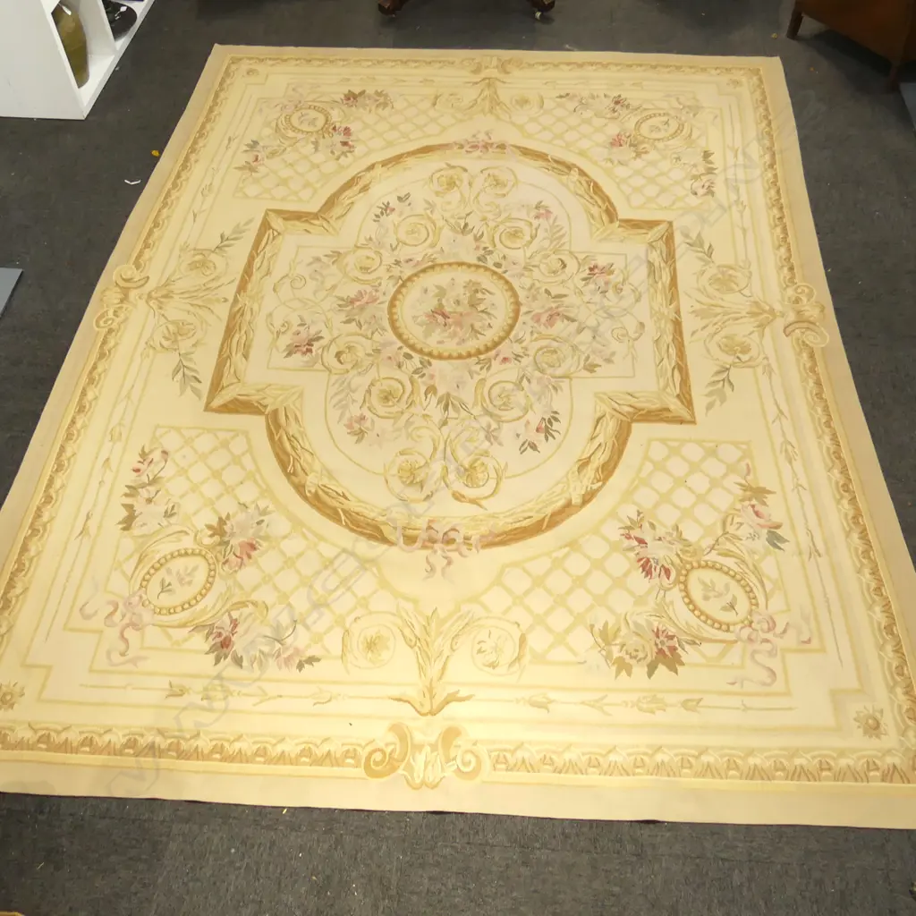 AUBUSSON STYLE RUG / WALL HANGING TAPESTRY 2300x3000mm Image 1++
