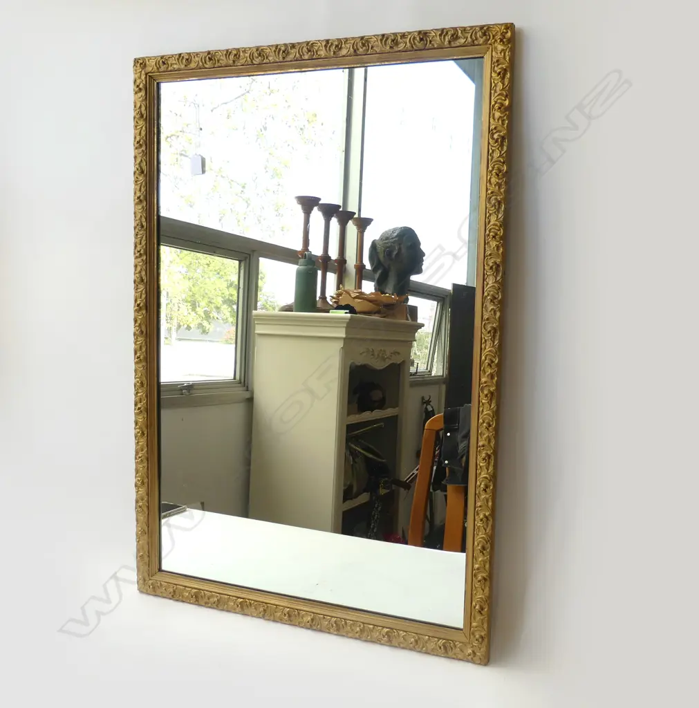 GOLD FRAMED MIRROR 1000x680mm Image 1++