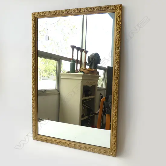 GOLD FRAMED MIRROR 1000x680mm