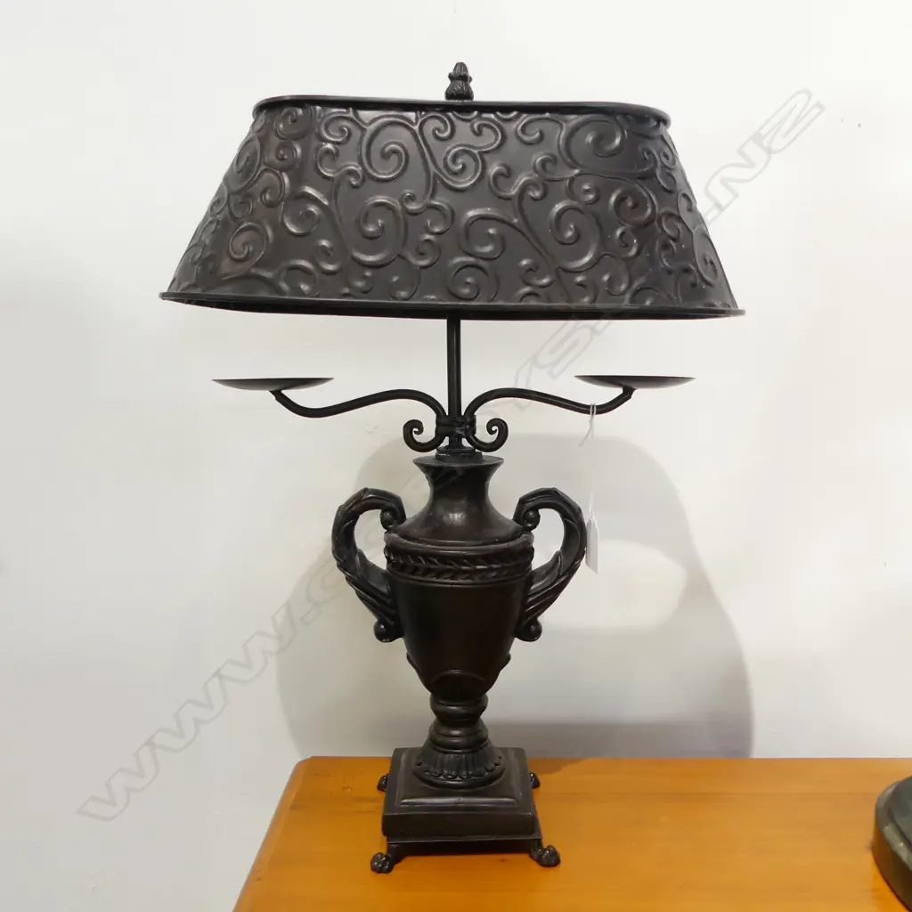 BLACK METAL CANDLE LAMP H.510mm Image 1++