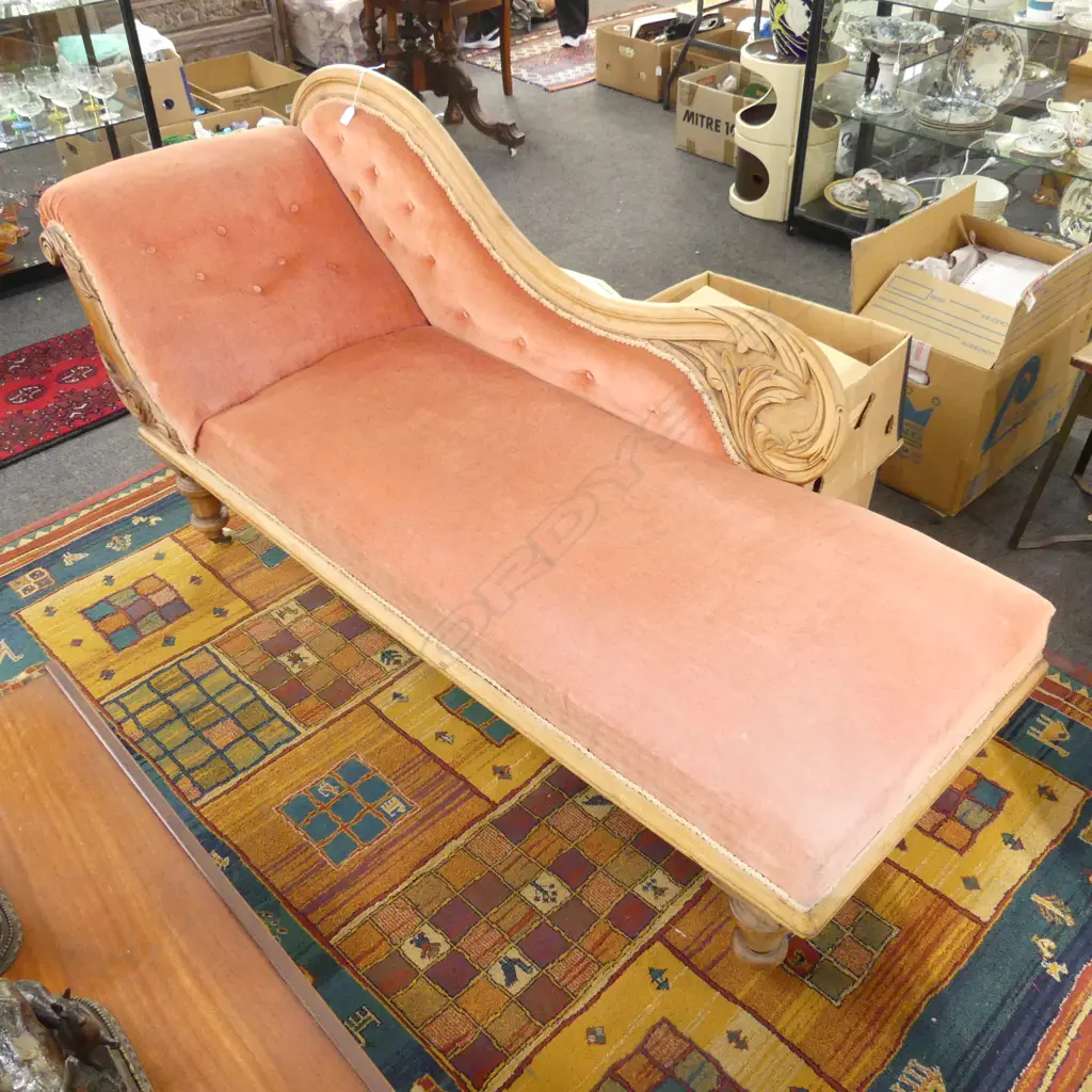 VICTORIAN CHAISE IN PINK VELVET UPHOLSTERY1800x650x860mm Image 1++