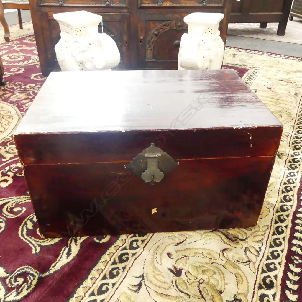 ORIENTAL TRUNK W.620mm, showing wear Image 1++