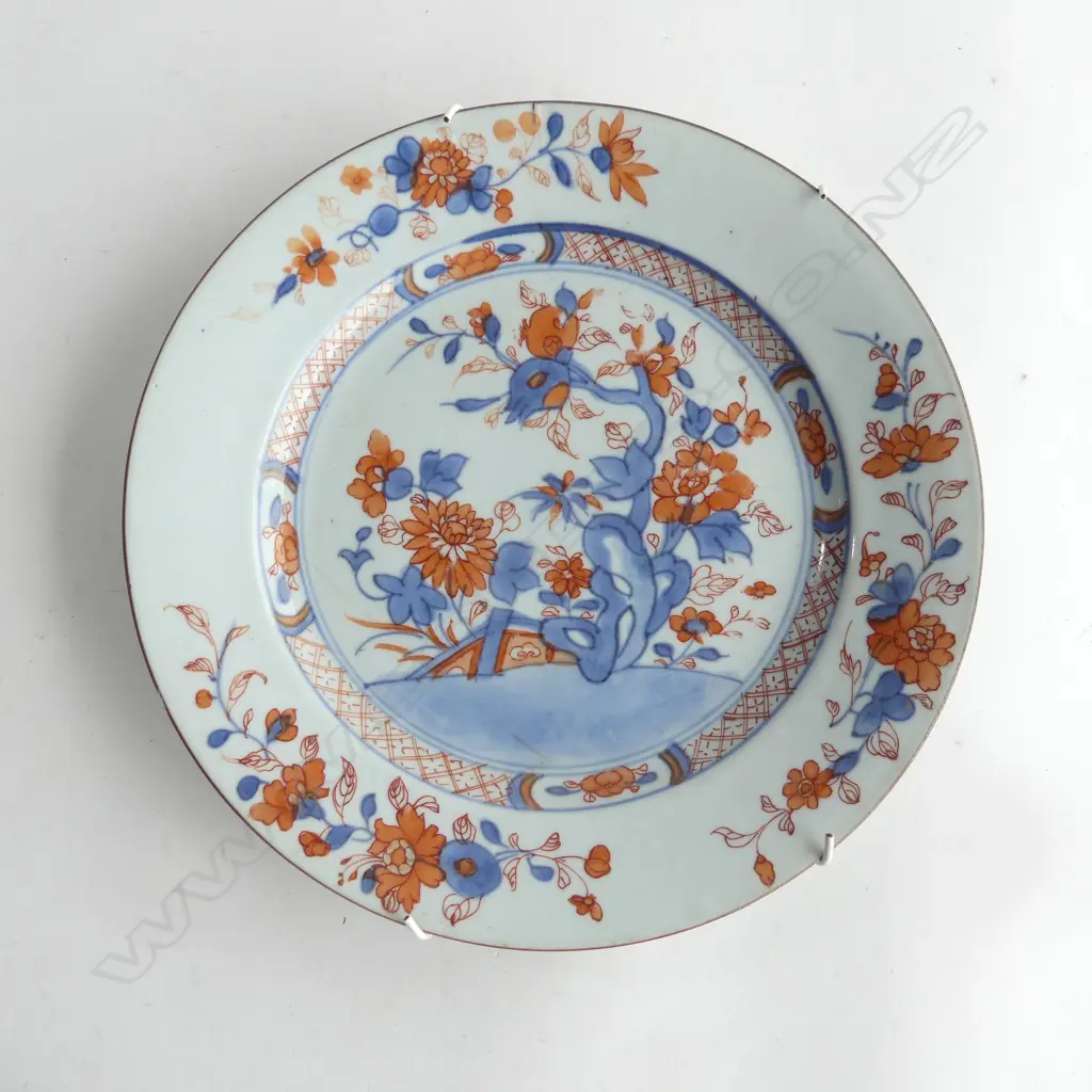 ANTIQUE HAND PAINTED PLATE, 230mm dia, hairline Image 1++
