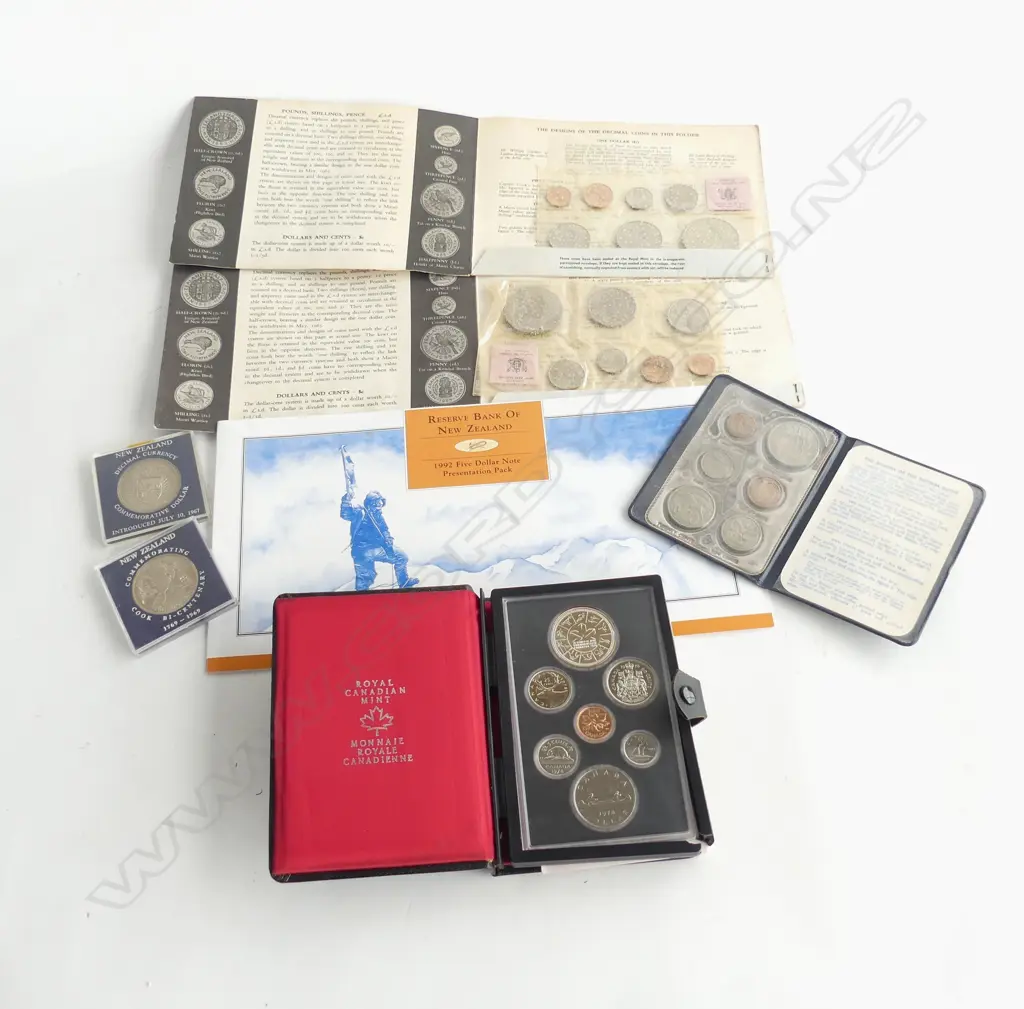 FOLIO OF COLLECTORS COINS Image 1++