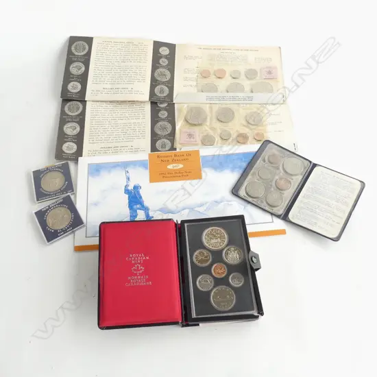 FOLIO OF COLLECTORS COINS