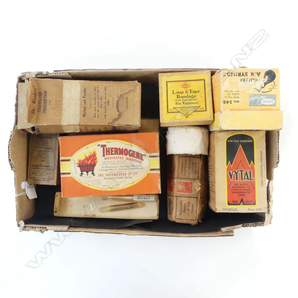 ASST. MEDCIAL PHARMACEUTICAL ETC ITEMS – VYTAL, CATGUT, WADDING, AIR SYRINGE, BULBS, BANDAGE ETC Image 1++