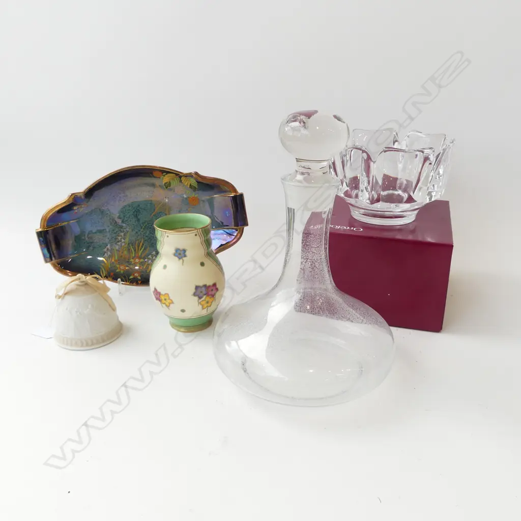 ORREFORS BOWL, 145mm dia, BOXED, DECANTER, WEDGWOOD VASE, CROWN DEVON, LLADRO BELL, CARLTON WARE DISH W.270mm Image 1++