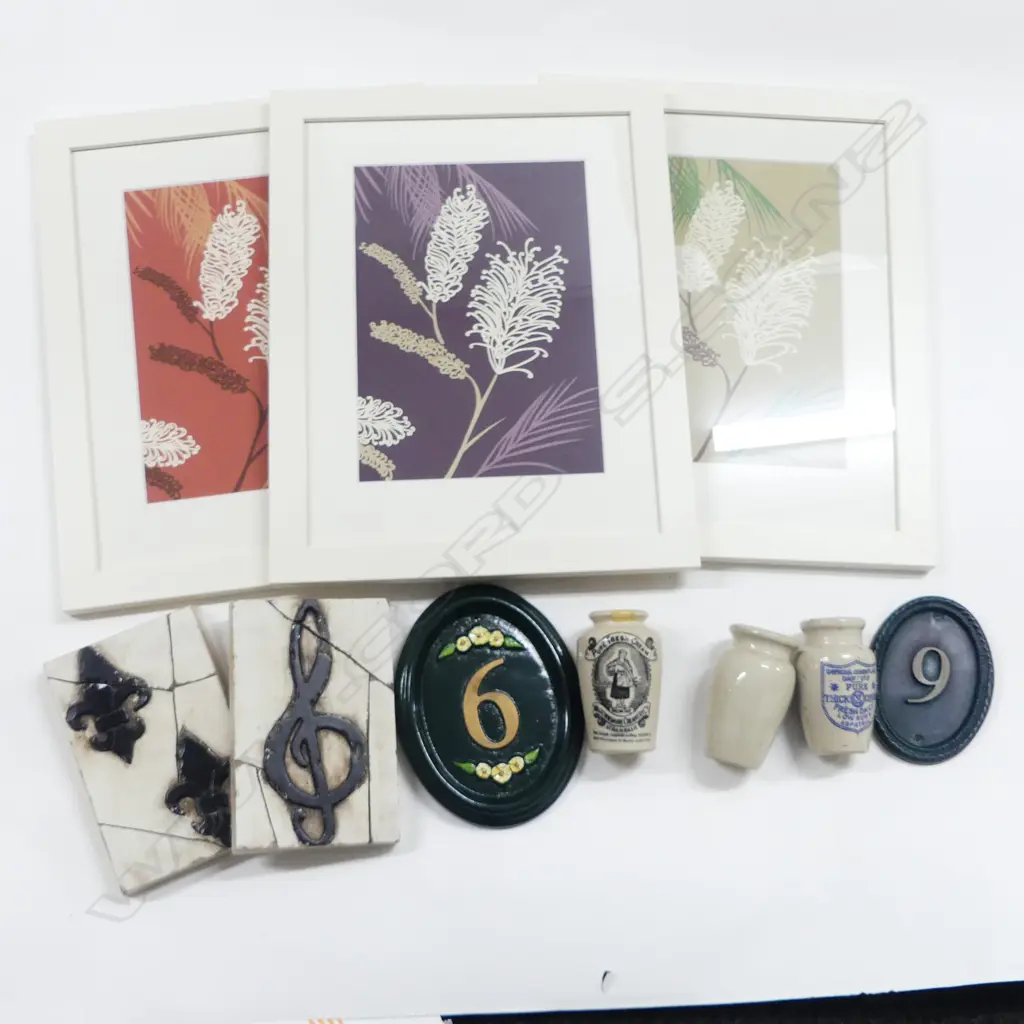 3 FLORAL PRINTS 295x210mm, 2 PLAQUES, 3 JARS, 2 METAL HOUSE NUMBERS Image 1++