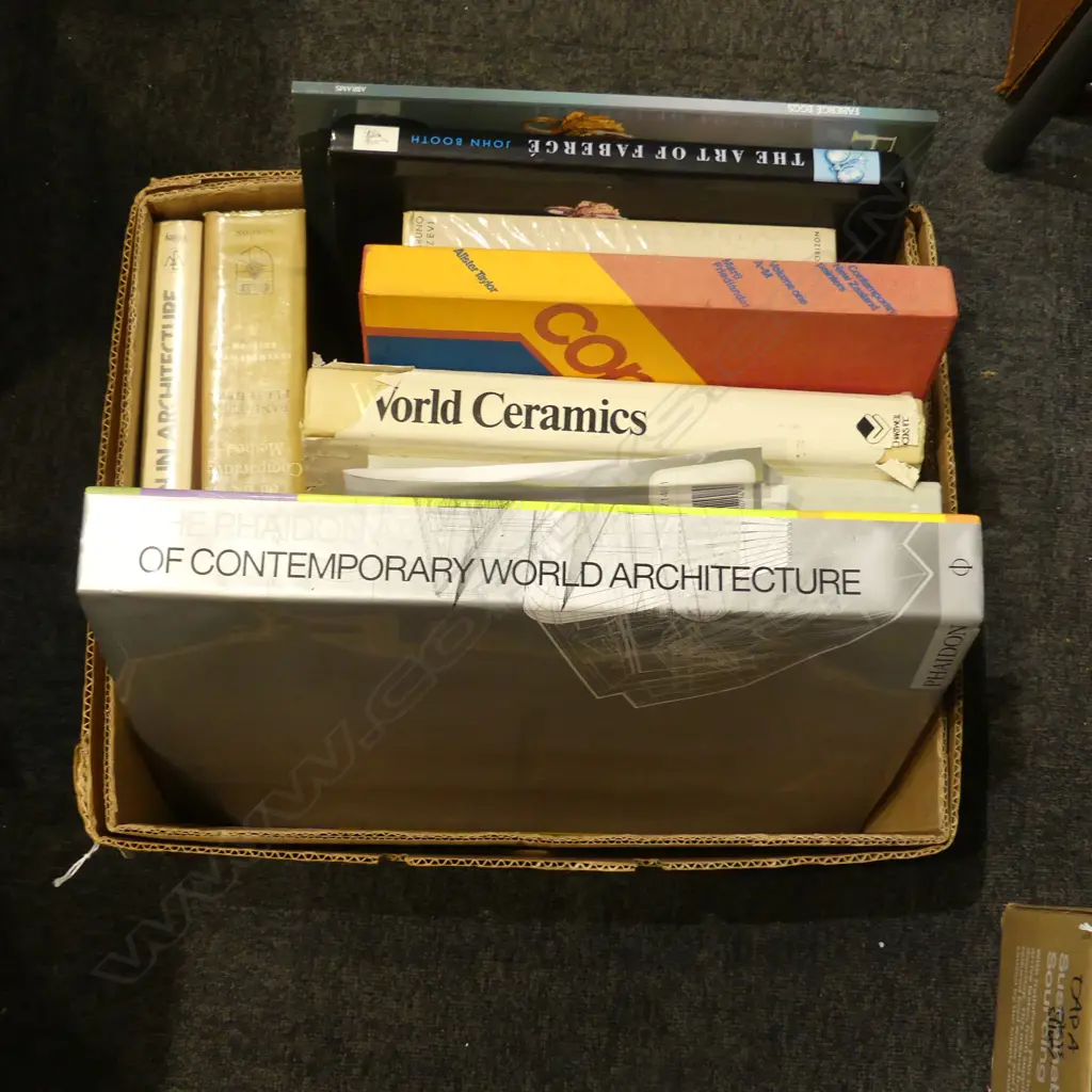 ASST. ART & ARCHITECTURE BOOKS INCL. PHAIDON WORLD ARCHITECTURE ATLAS Image 1++