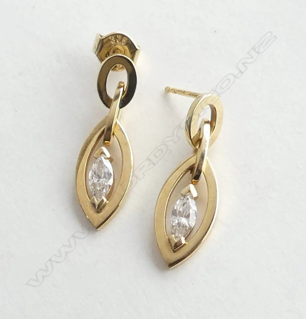 PR 9ct GOLD & CZ DROP EARRINGS, POST (1 butterfly missing) 3.8gm Image 1++