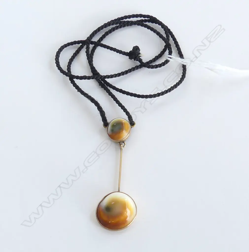 GOLD & CATS EYE PENDANT L.55mm Image 1++