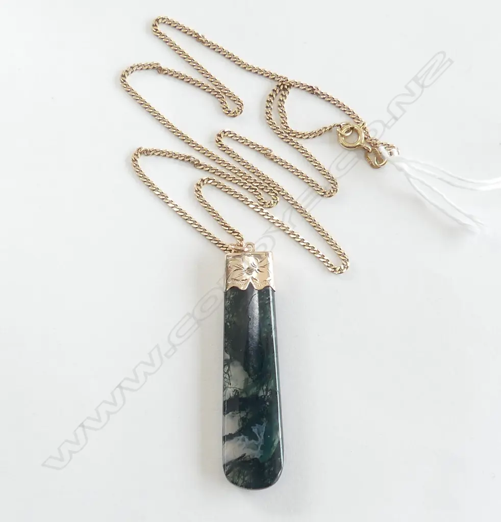 C1900 9ct GOLD MOUNTED MOSS AGATE PENDANT on 3.8gm 9ct GOLD CHAIN 9.95gms total Image 1++