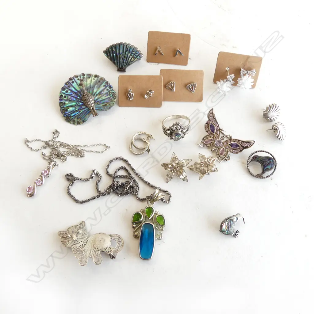 ASST. SILVER JEWELLERY Image 1++