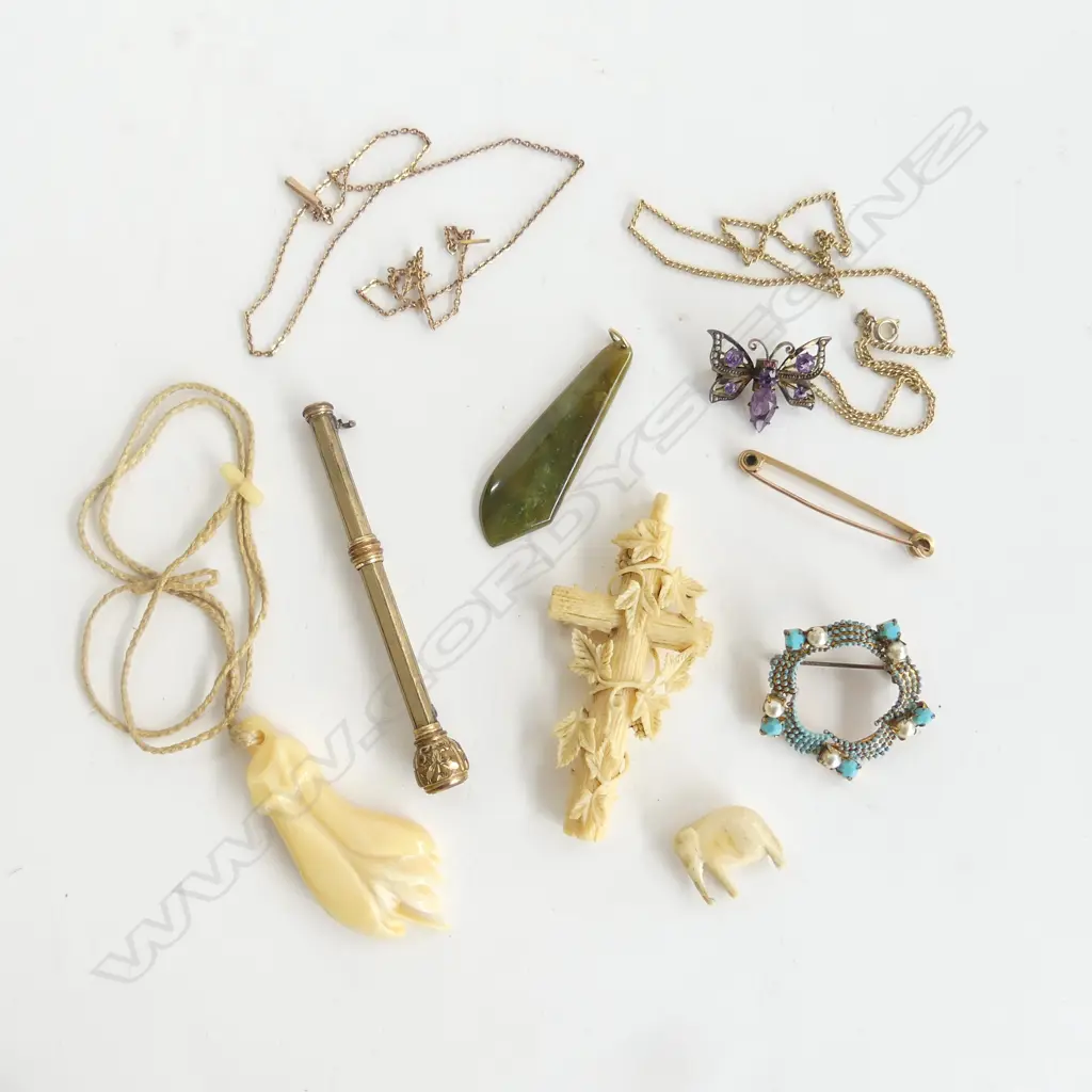 ASST. JEWELLERY INCL. GOLD CHAIN 2.2gms Image 1++