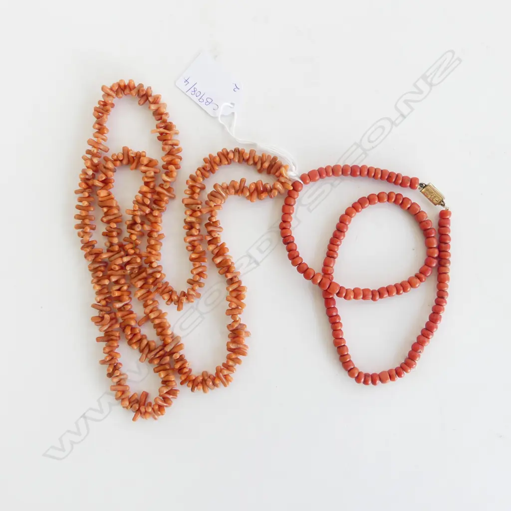 2 CORAL NECKLACES  Image 1++