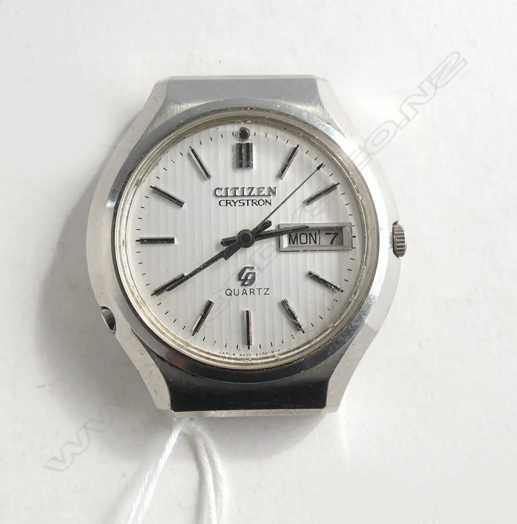 CITIZEN CRYSTRON GENTS  QUARTZ WRIST WATCH NO STRAP  Image 1++