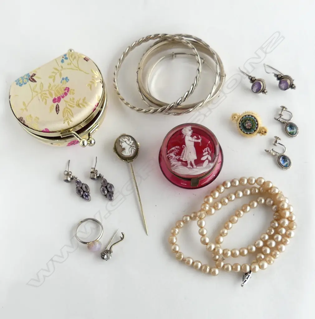 ASST. STG JEWELLERY INCL. 3 PRS EARRINGS, 4 STG BANGLES 50gms, ETC Image 1++