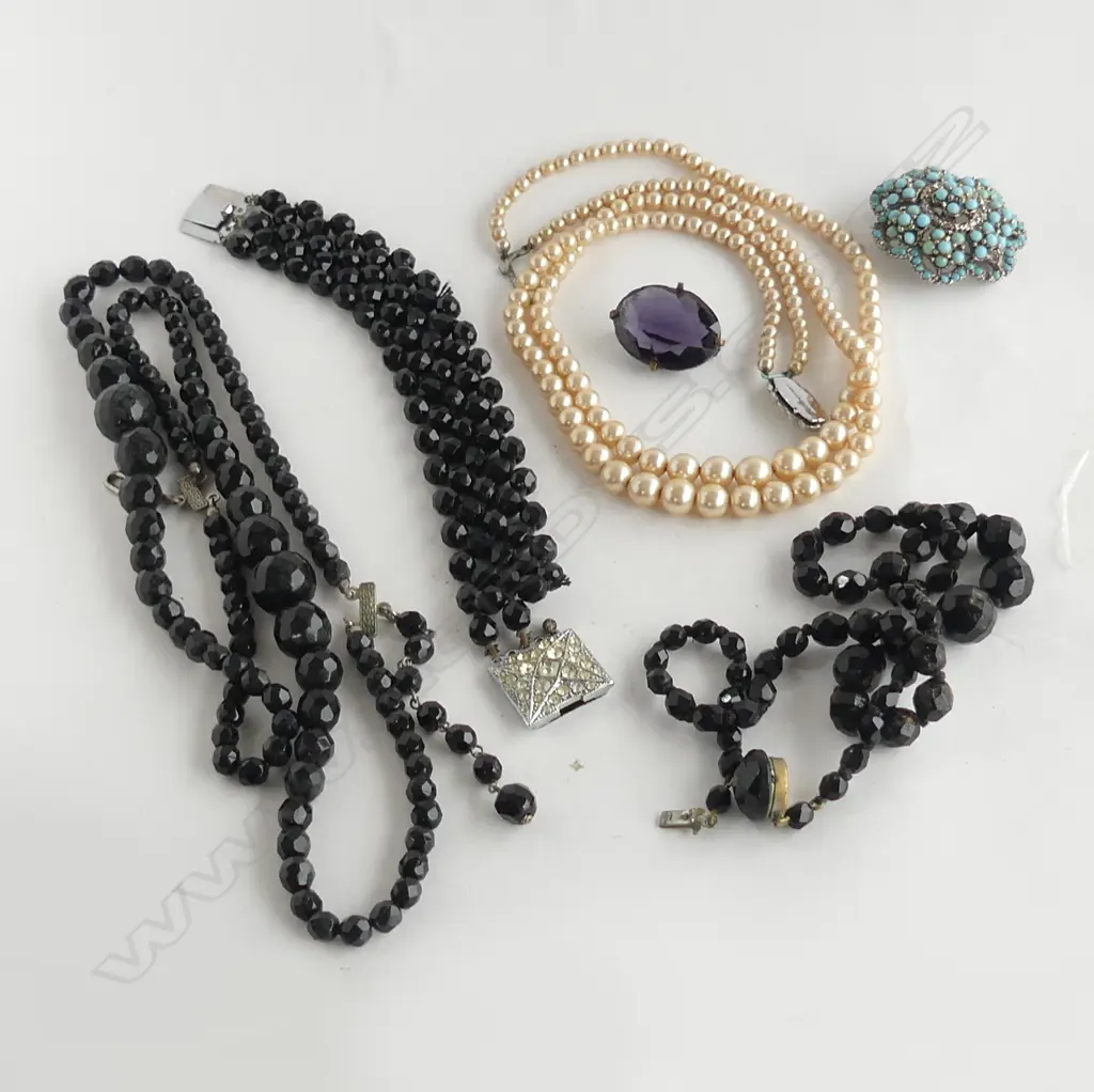 TWO FRENCH GLASS NECKLACES AND BRACELET (faulted)/FAUX PEARL NECKLACE/COSTUME BEAD BROOCH & PURPLE GLASS BROOCH Image 1++