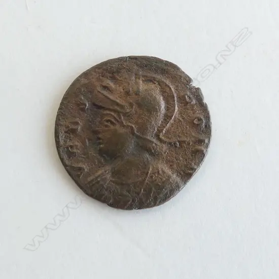 ROMAN BRONZE COIN CONSTANTINE I URBS ROMA