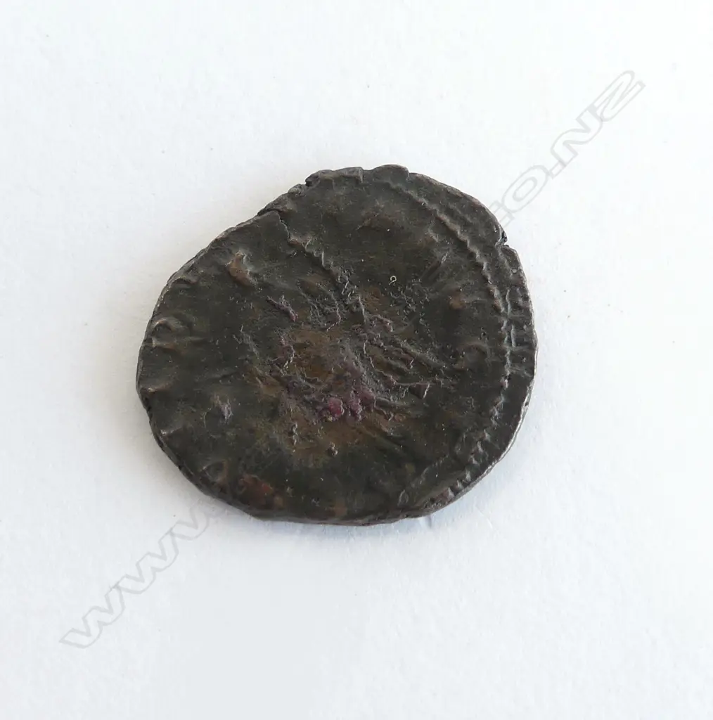 ROMAN BRONZE COIN VICTORINUS ANTONINIANUS Image 1++