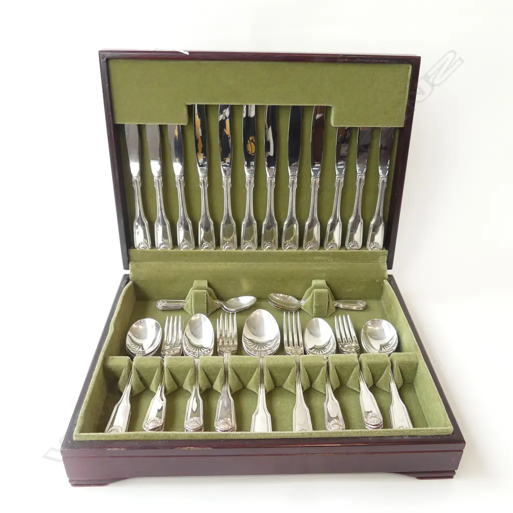 44PC FIDDLE THREAD & SHELL CUTLERY SET 6 PLACE SETTING SILVER PLATED IN CANTEEN Image 1++