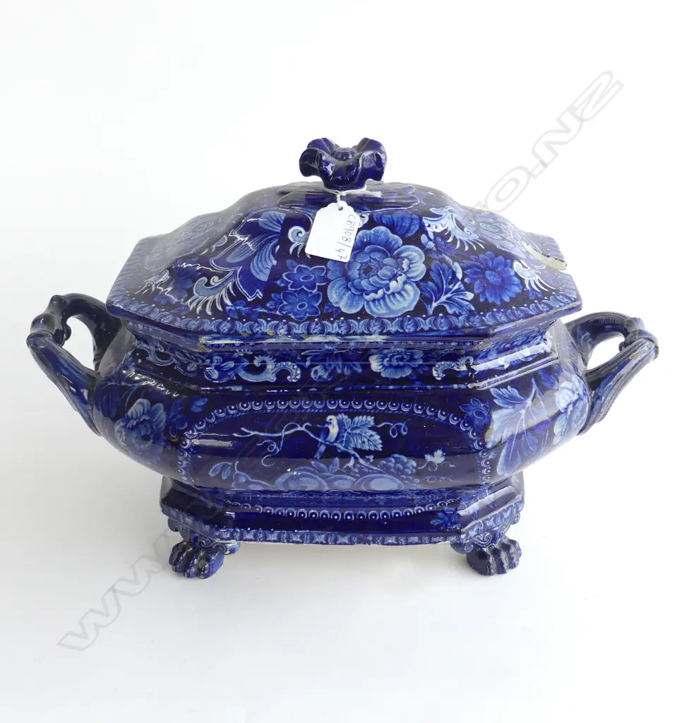 LG VINTAGE BLUE TUREEN, LID REPAIRED W.380mm Image 1++