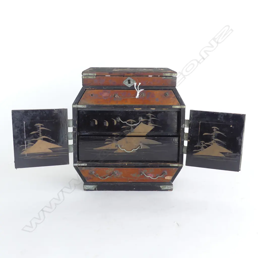 ANTIQUE JAPANESE JEWELLERY BOX H.225mm Image 1++