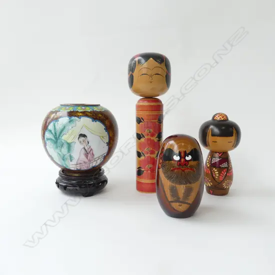 3  VINTAGE JAPANESE KOKESHI DOLLS (signed) & ORIENTAL CLOISONNE OVAL VASE ON STAND H.160mm