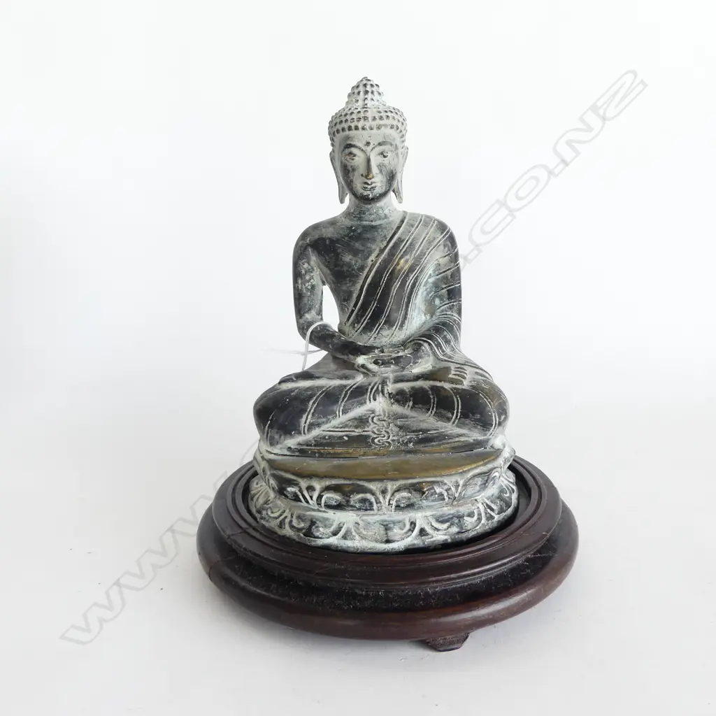 ORIENTAL BRASS BUDDHA ON CIRCULAR WOODEN STAND H.270mm Image 1++