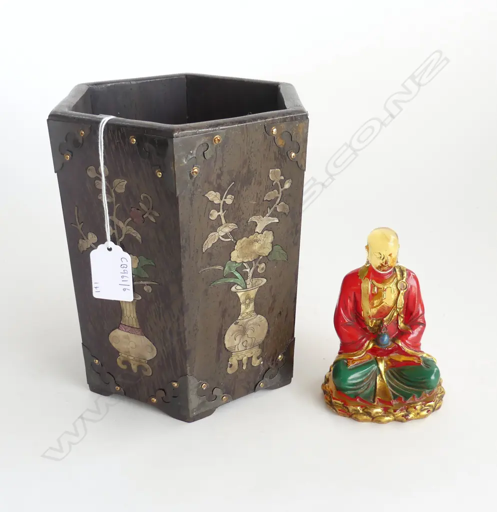 CHINESE MOP INLAID BRUSH POT H190MM & MOULDED GLASS BUDDHA Image 1++