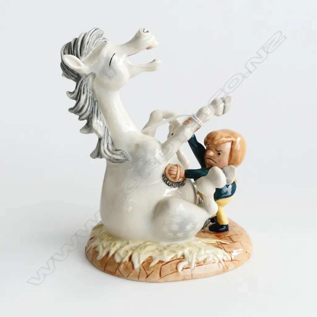 ROYAL DOULTON THELWELL 'BODY BRUSH' COMICAL HORSE & GIRL FIGURE H.130mm Image 1++