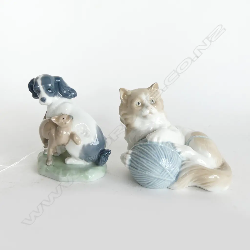 2 PCES NAO; CAT w. YARN BALL, CAT & DOG H.110mm Image 1++