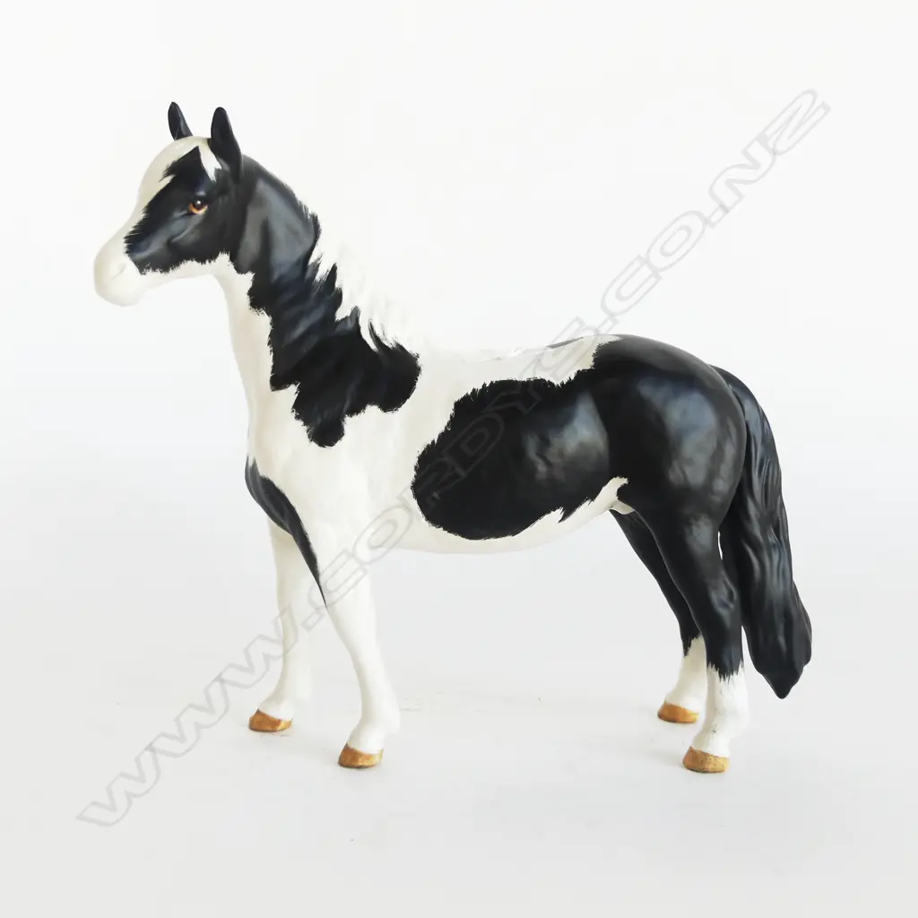 BESWICK HORSE 'PINTO PONY' model 1373 H.165mm Image 1++