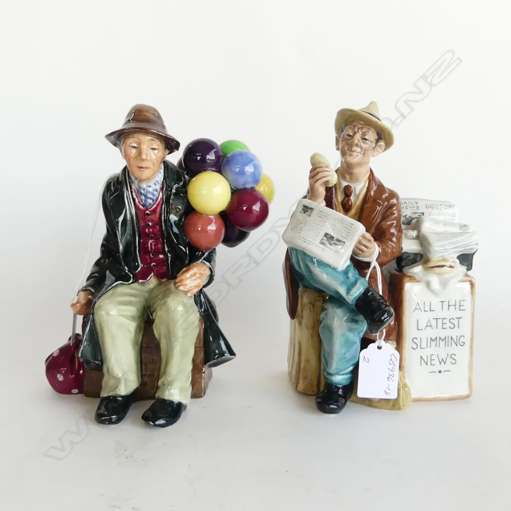 2 ROYAL DOULTON FIGURES 'STOP PRESS' & 'THE BALLOON MAN' H.190mm Image 1++