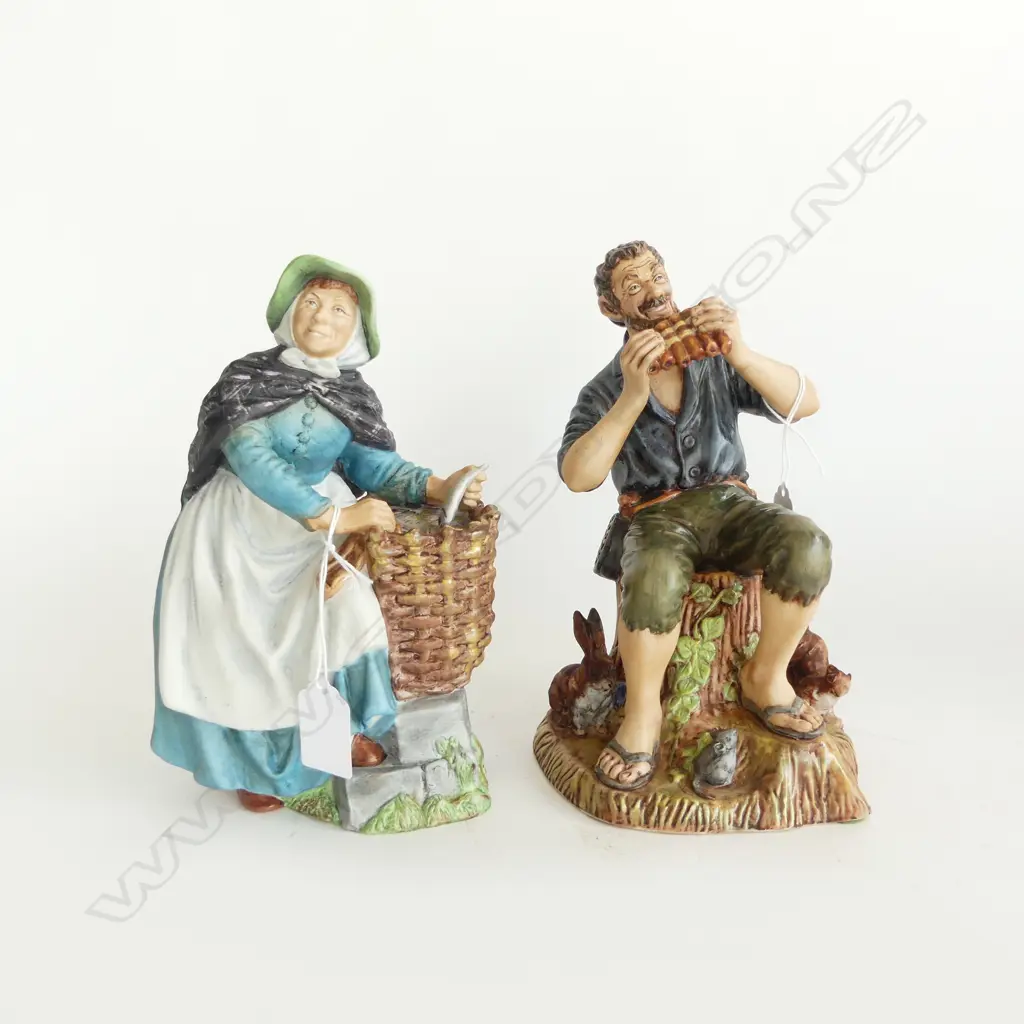 2 ROYAL DOULTON FIGURES 'DREAMWEAVER' H.220mm & 'OLD MEG' H.210mm Image 1++