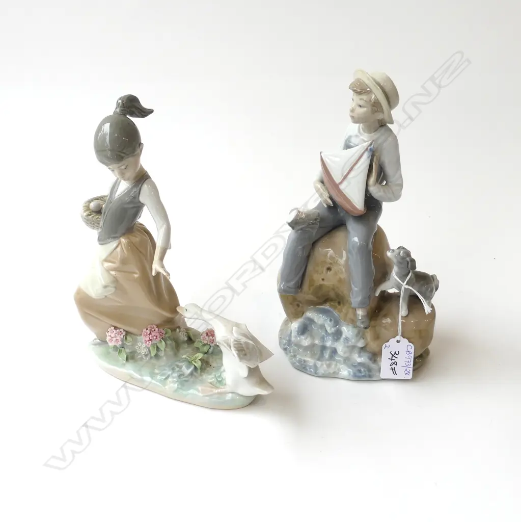 2 LLADRO; 5166 'SEA FEVER' FOOT AF H.230mm & GIRL w. GOOSE (WING AF) Image 1++
