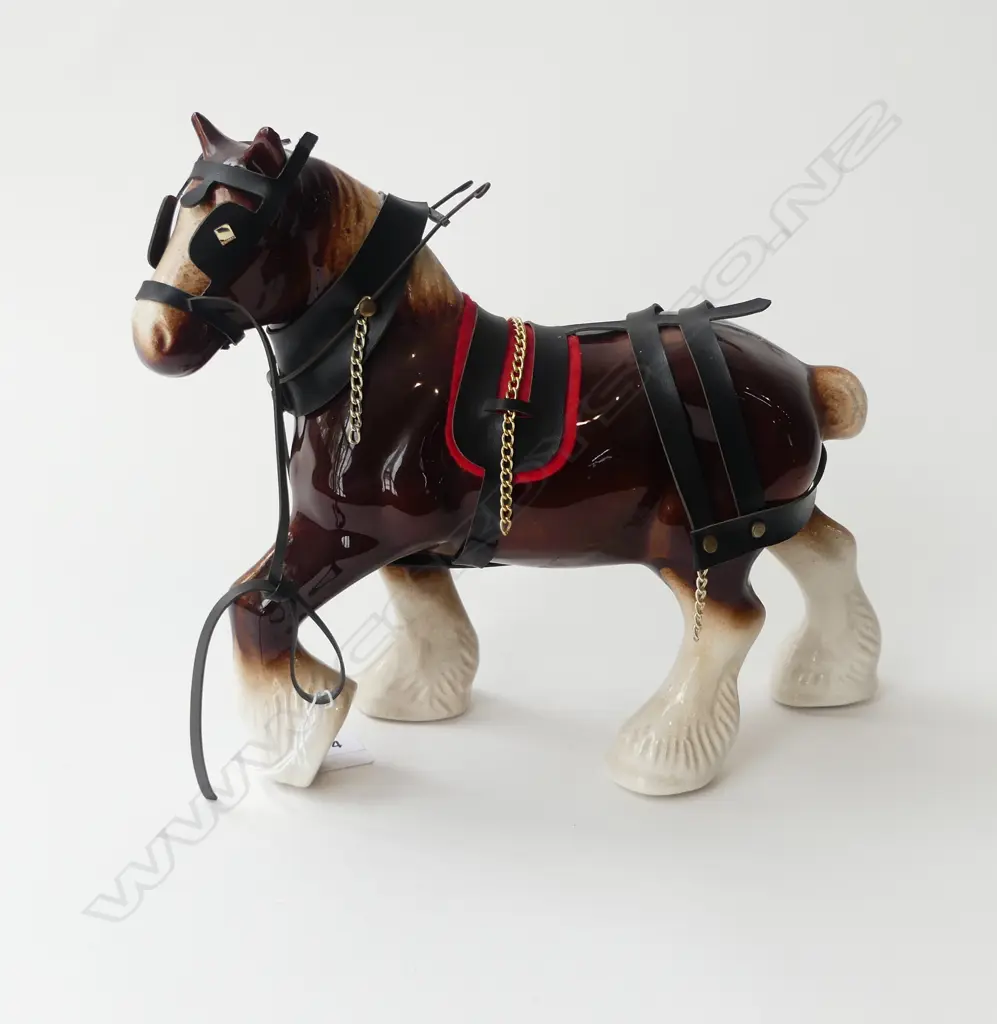 CERAMIC HORSE H.235mm Image 1++