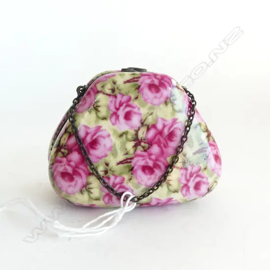 LIMOGE ? PORCELAIN ROSE DECORATED TRINKET BOX / PURSE