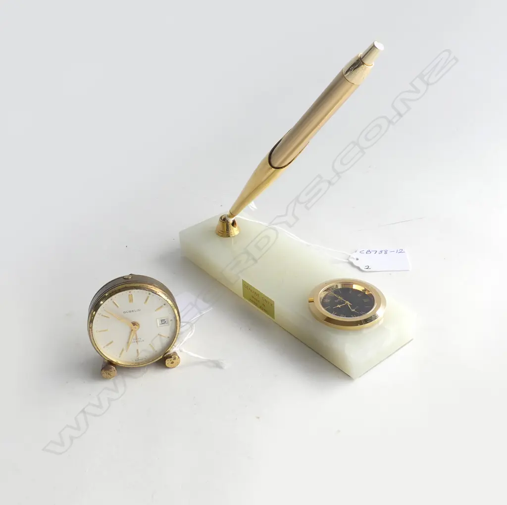 PARKER PEN ON ONYX DESK STAND & GUBELIN TRAVEL ALARM CLOCK Image 1++