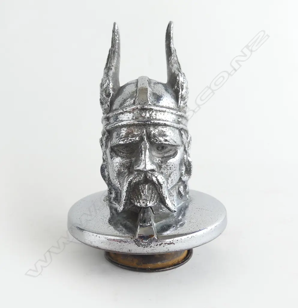 OLD ROVER VIKING CHROME PLATED CAR MASCOT Image 1++