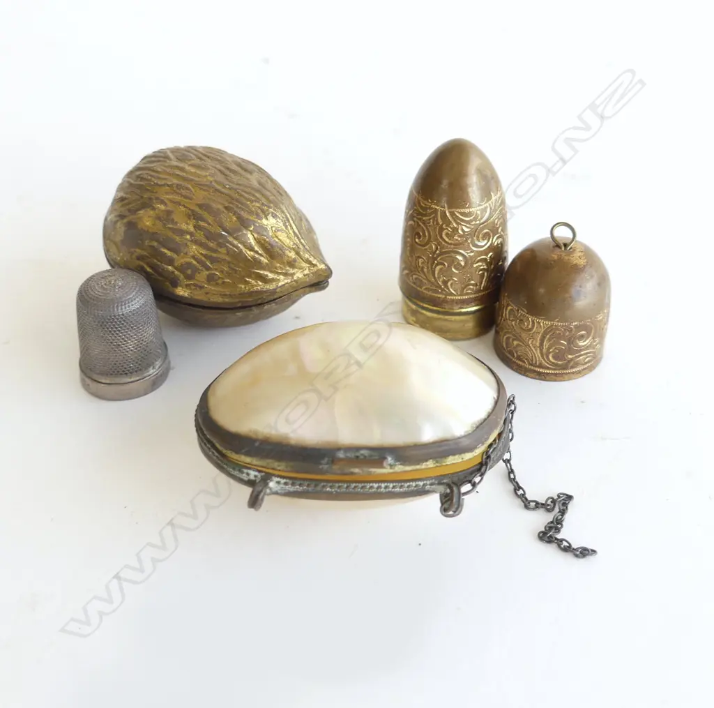 THREE THIMBLE HOLDERS: WALNUT, MOP & BULLET Image 1++